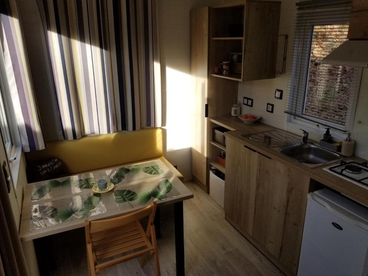 La Tiny Du Midi Hotel Tourrettes-sur-Loup Kültér fotó